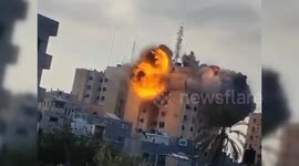 Israeli Rockets Target Gaza City Residences