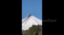 Chile's Villarrica volcano erupts spewing huge plume of smoke