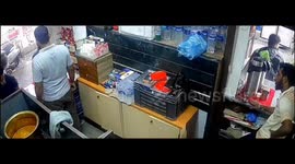 Man Pulls Customers Inside His Shop As Portion of Rubina Manzil Collapses in Grant Road Area