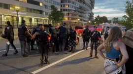 USA: Palestine supporters begin to march in front of the Watergate Hotel