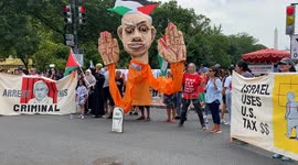Pro Palestinian protestors protest Netanyahu’s visit to the White House