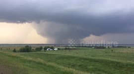 Massive tornado in Kansas, USA yesterday