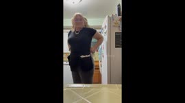 Mortified waitress realises she wore ripped jeans her entire shift