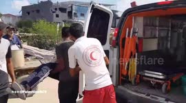 Palestine: The Palestine Red Crescent teams are transporting a casualty from the entrance of Beit Hanoun city in the northern Gaza Strip to the Indonesian Hospital following artillery shelling