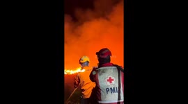 Severe and large forest and land fires in West Kalimantan, Indonesia are increasingly spreading, burning approximately 100 hectare