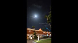 Meteor streaks across sky in Aruba