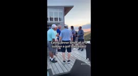 Golfer's deck stunt delights dinner guests at Cabot Links