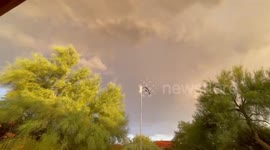 Strong winds shift 100+ degrees in Tucson, Arizona