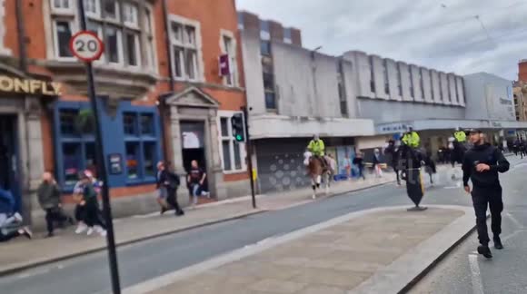 Battle on the streets on Bolton as enough is enough protest & counter protest clashes on back roads