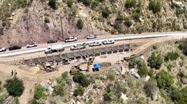 USA: SR-33 in Los Padres National Forest has seven emergency construction zones with one-lane alternating traffic control