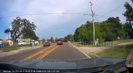 This guy tries to keep me from merging even tho I wasn’t. Holiday, FL, intersection of Mile Stretch and Grand.