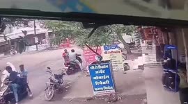 Courageous! Mother chases assailants with stone after they attack her son with sword in western India