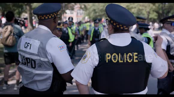 Chicago Police arrive at Protests, Democratic National Convention in ...