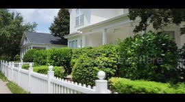 USA: Brazilian fans of Silvio Santos pay tribute to the presenter