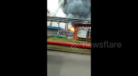 Shocking fire at a refinery in the City of Ensenada, Buenos Aires