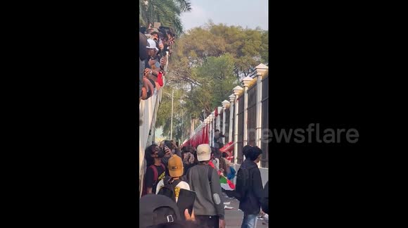 Indonesia: Protests Erupt Over Election Law Changes - Buy, Sell or ...