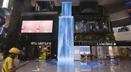 China: Discover the Impressive Interactive LED Waterfall Inside the Shenzhen’s C Future City Mall