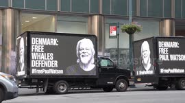 USA: Advertisement to free Paul Watson