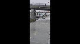 Montreal: Vehicles trapped as heavy rain turns road into river *Flood Aftermath*