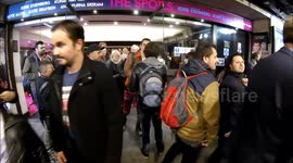 Robert Sheehan departs  The Spoils play press night