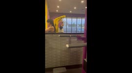 Man crushes pull-ups in wheel chair, video gets 1.9 million views on tiktok