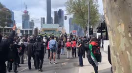 Australia: Police Clash With Anti-War Protesters Outside Land Forces Expo In Melbourne 3