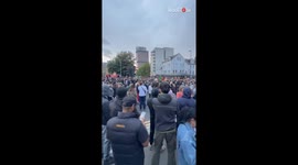 EDL protest in Walthamstow thwarted by massive crowd of peaceful counter-protesters