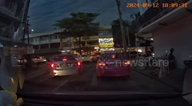 Wind Drops Tree on Busy Street