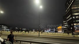 Whilst it looks like it is nighttime it is just an illusion as a thick dark cloud hangs over London