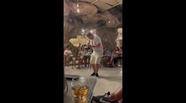 Gordon Ramsay dancing doppelganger leaves holidaying Brits baffled