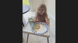 Girl Wants More 'Nanas