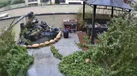 Gazebo blown away by strong winds in eastern China’s Jiangsu