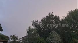 SPECTACULAR LIGHTNING and LOUD THUNDER captured over Poole