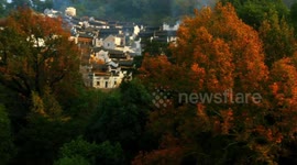 Autumn colors in China's 