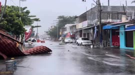 Mexico: AMLO reports that Hurricane John brought rains like never before