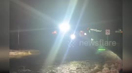 US: Hillsborough Sheriff's Team Deploys Amphibious Rescue Vehicle Amid Town 'n' Country Flood Crisis