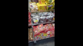 A walk around a very busy fruit market at Pathumthani Thailand.