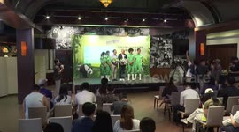 Panda pair doing well at Hong Kong home