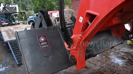 US: Tennessee Guardsmen Battle Debris in Wake of Hurricane Helene's Fury