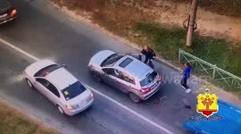 Brave Police Officer Leaps Into Moving Car To Stop Drunk Driver From Driving Off