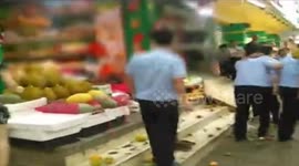 Fruit shop owner uses jackfruit to 'attack' police