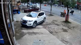 Rampaging bull injures cleaner and terrorises street before Chinese police shoot it dead