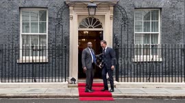 Mark Rutte and David Lammy arrive at 10 Downing Street