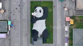 China: World's Heaviest Giant Panda Sculpture in Chengdu