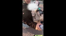 Man makes 60 burgers for class after teacher returns lost phone