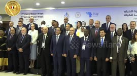 Egyptian president urges political commitment, partnership in water resources management