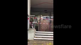 UK: Students and locals targeted Oxford University's administrative offices