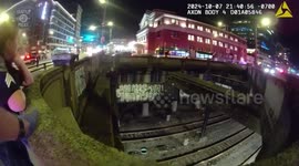 US: Seattle Officers Pull Man from Path of Oncoming Train in Last-Second Rescue
