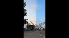 Bizarre phenomenon sees sky mixed between light and dark