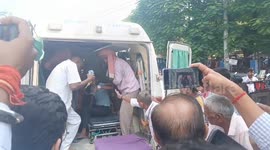 4 dead, several critical after consuming spurious liquor in Siwan, several others admitted to hospital in Northern India